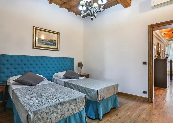 Pontevecchio Stylish Apartment In Florence